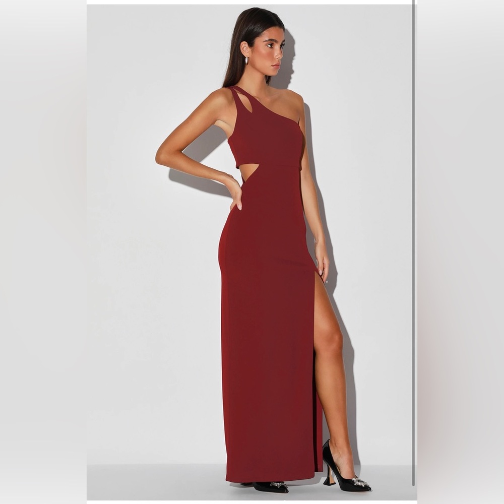 Lulu’s Simply Beautiful Burgundy One-Shoulder Cutout Dress- Size Small
